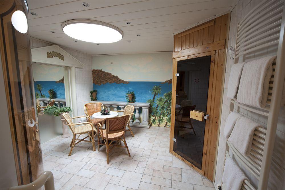 Fletcher Hotel Restaurant Heidehof Херенвен Екстериор снимка