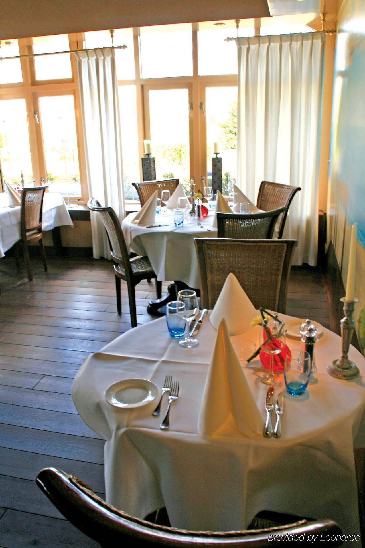 Fletcher Hotel Restaurant Heidehof Херенвен Ресторант снимка