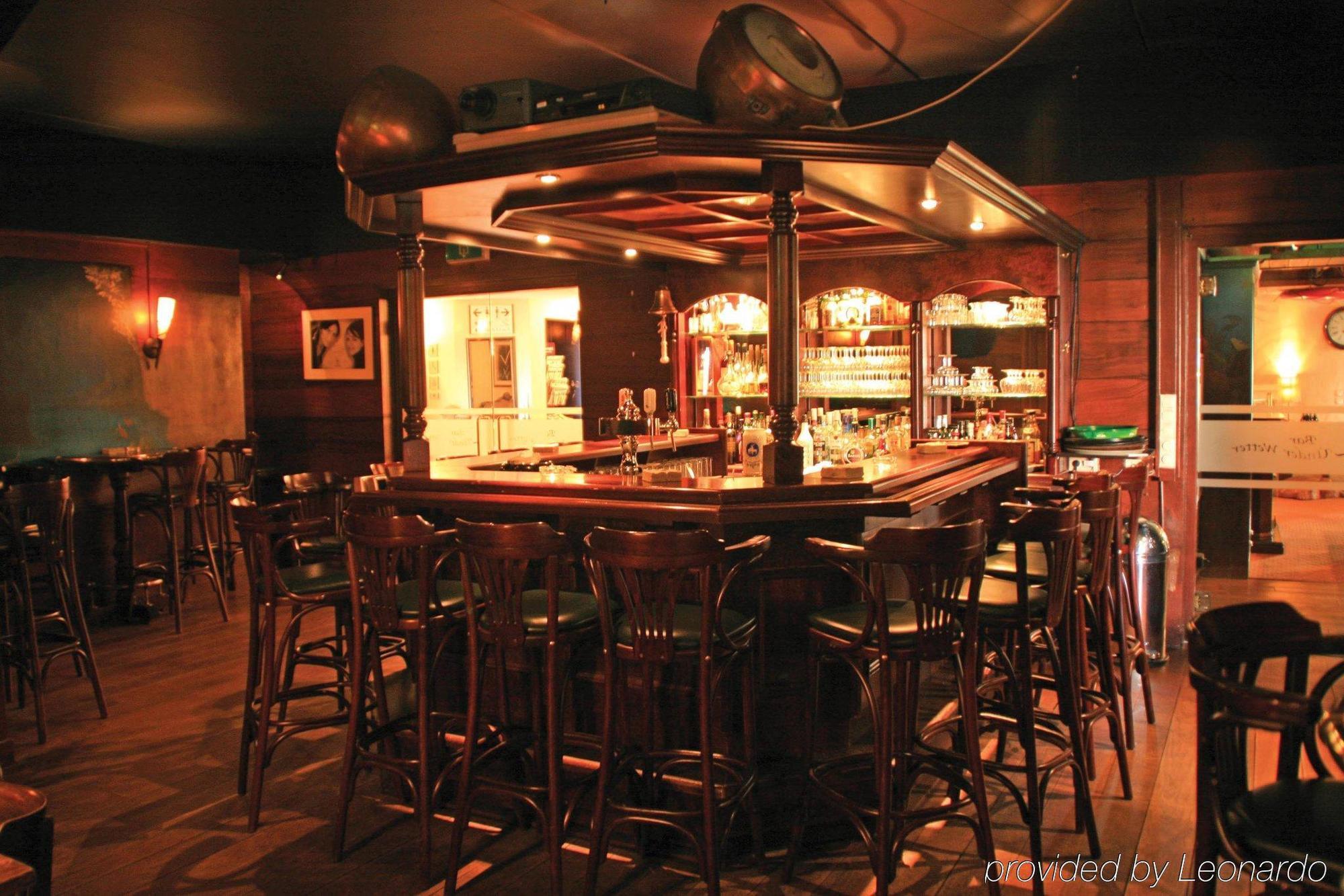 Fletcher Hotel Restaurant Heidehof Херенвен Ресторант снимка